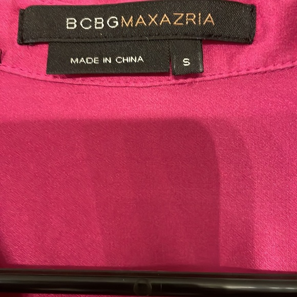 BCBG Max Azaria silk short sleeve top - Picture 2 of 3